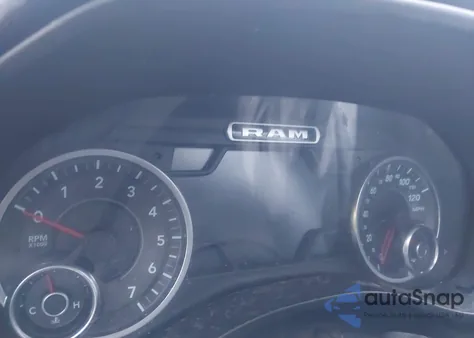 2019 Ram 1500 Laramie 4X4 5'7 Box from USA, damaged, VIN 1C6SRFJT0KN732569